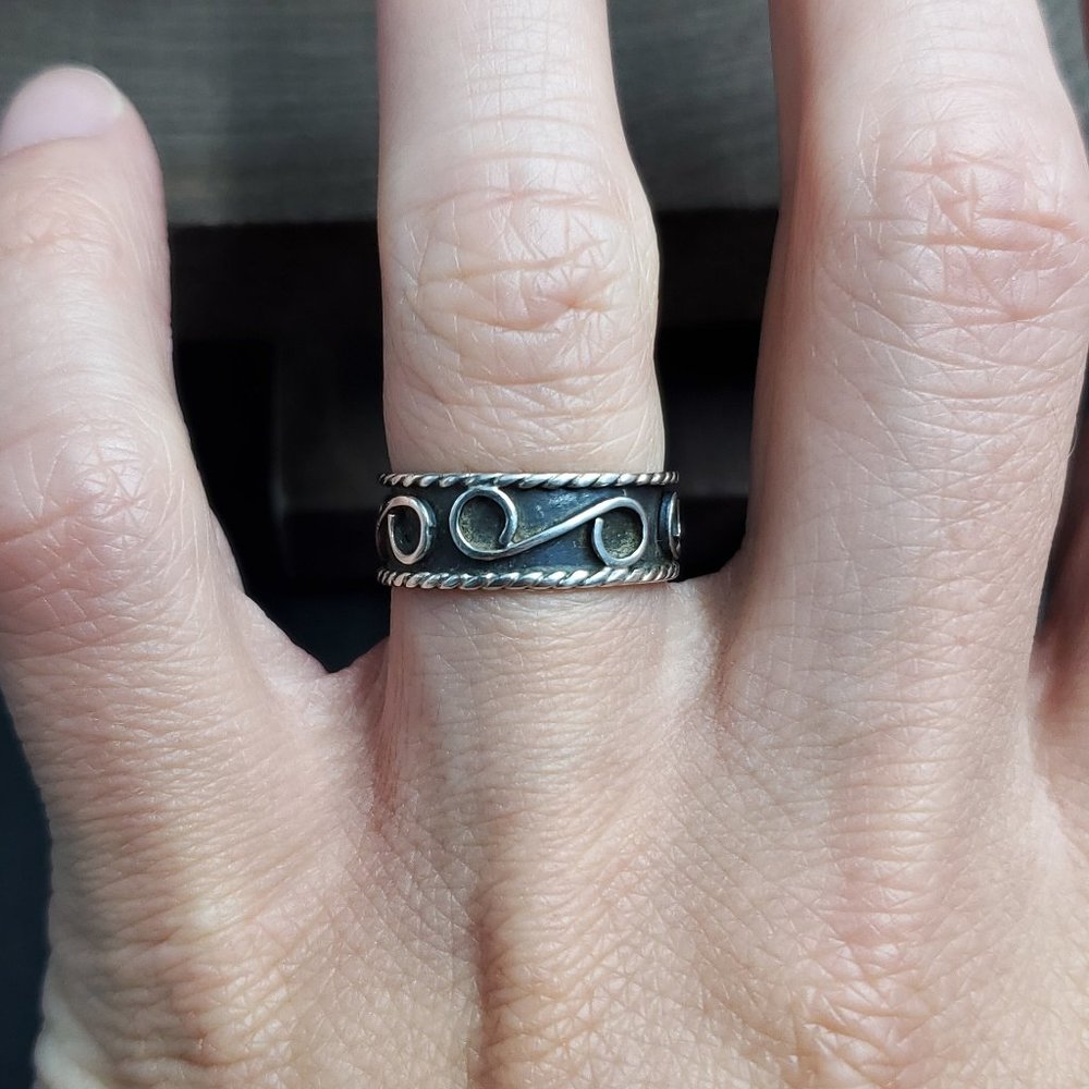 Size 6.5 Sterling Silver Tarnished Rustic Swirls Mexico Ring